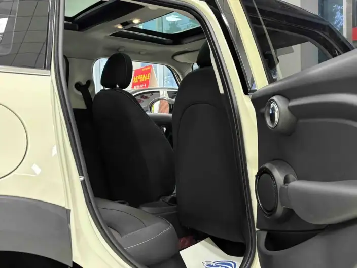 MINI 2020 Model 1.5T ONE Five-door Edition – фото 9
