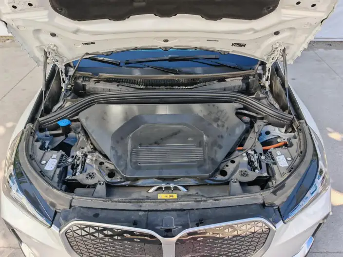 BMW iX 1 2025 Model eDrive25L X Design Set – фото 6