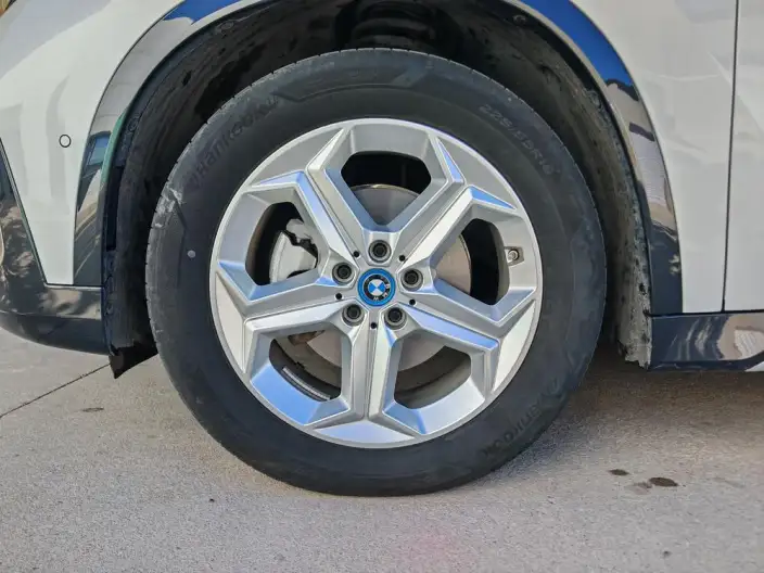 BMW iX 1 2025 Model eDrive25L X Design Set – фото 7
