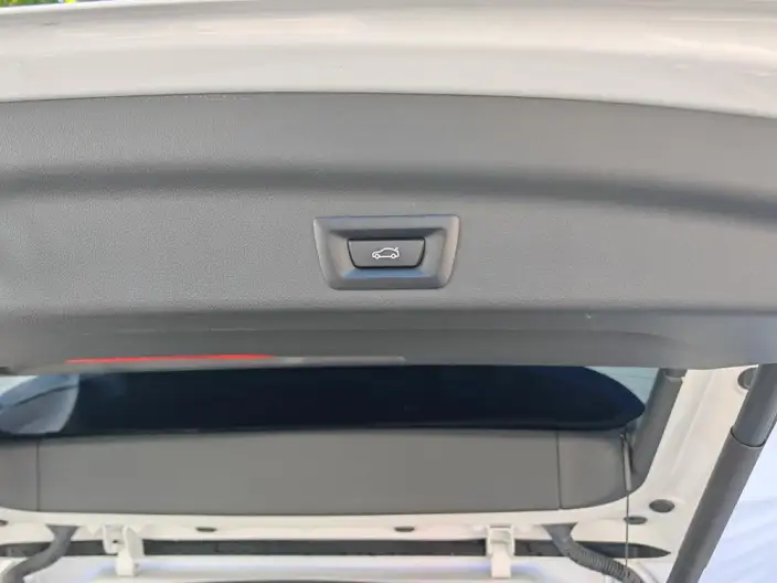BMW iX 1 2025 Model eDrive25L X Design Set – фото 8