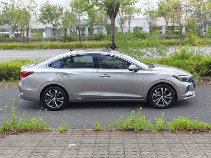 Changan Eado 2020 Model PLUS Blue whale NE 1.4T GDI Automatic Flagship Model – фото 7