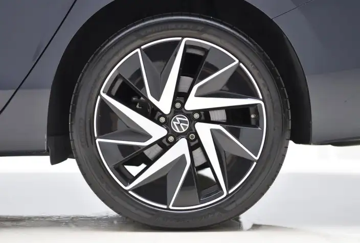 Volkswagen Magotan 2024 Model 380TSI Supreme Edition – фото 9