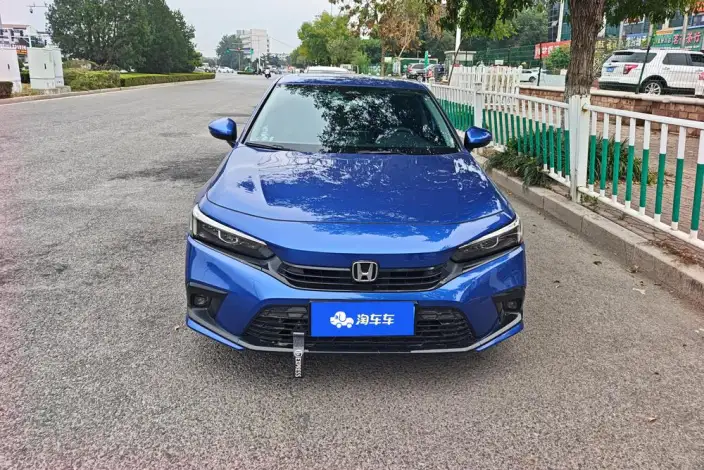 Honda Civic 2022 Model 240TURBO CVT Dynamic Edition – фото 2