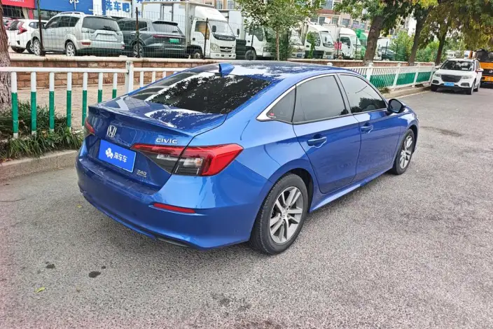 Honda Civic 2022 Model 240TURBO CVT Dynamic Edition – фото 3