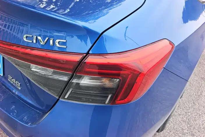 Honda Civic 2022 Model 240TURBO CVT Dynamic Edition – фото 6