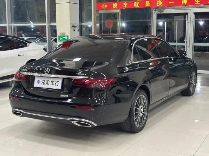 Mercedes-Benz E-Class 2022 Model Facelift E 260 L 4MATIC sedan – фото 4