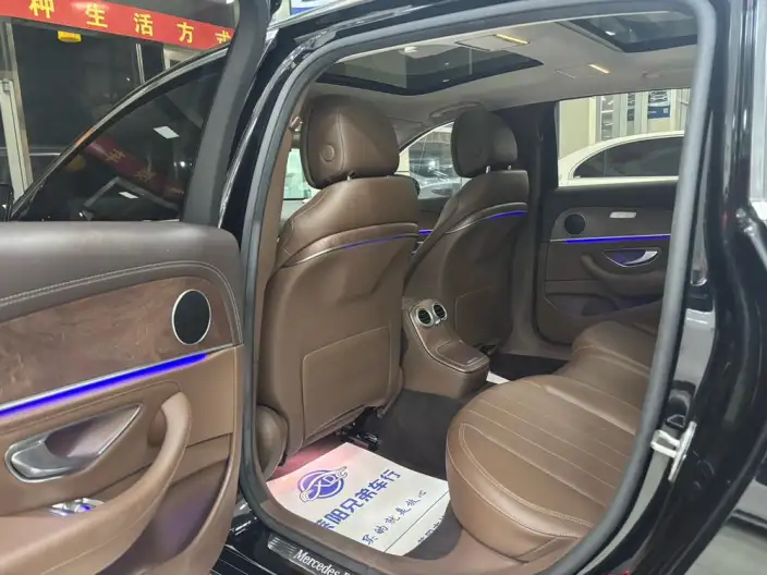 Mercedes-Benz E-Class 2022 Model Facelift E 260 L 4MATIC sedan – фото 9