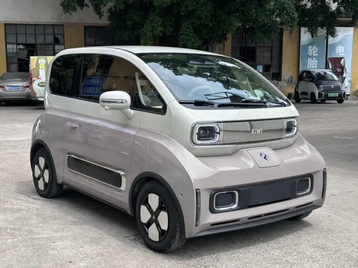 Baojun KiWi EV 2023 Model DJI Edition Lithium Iron Phosphate