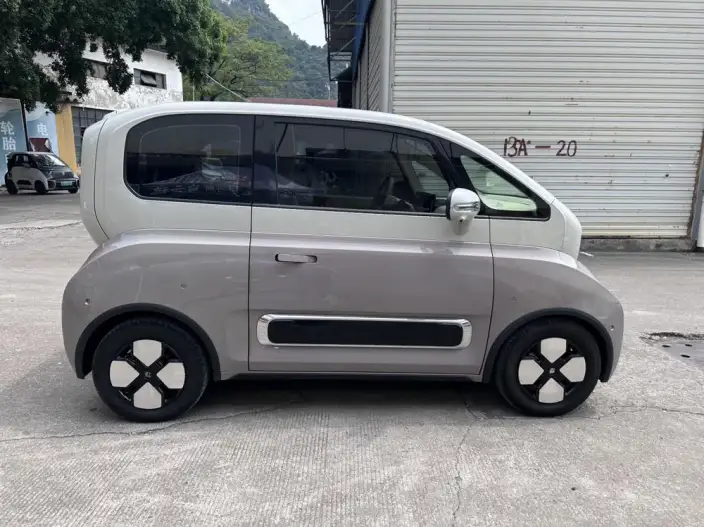 Baojun KiWi EV 2023 Model DJI Edition Lithium Iron Phosphate – фото 8