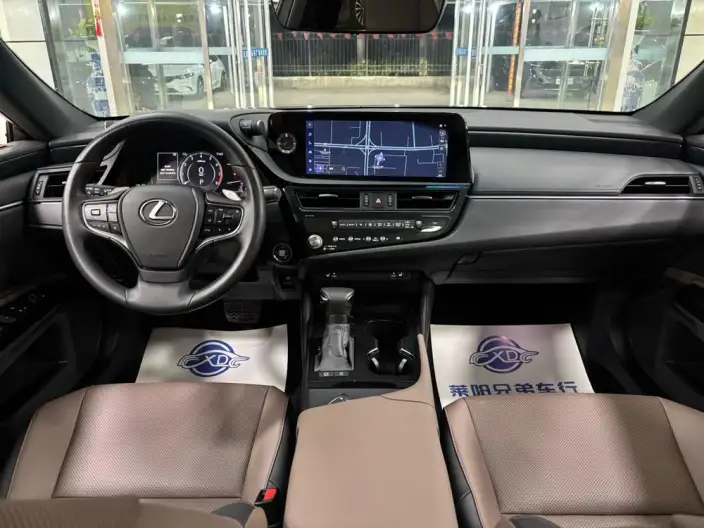 Lexus ES 2022 Model 200 Superior Edition – фото 6