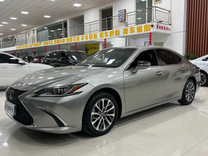 Lexus ES 2022 Model 200 Superior Edition – фото 10