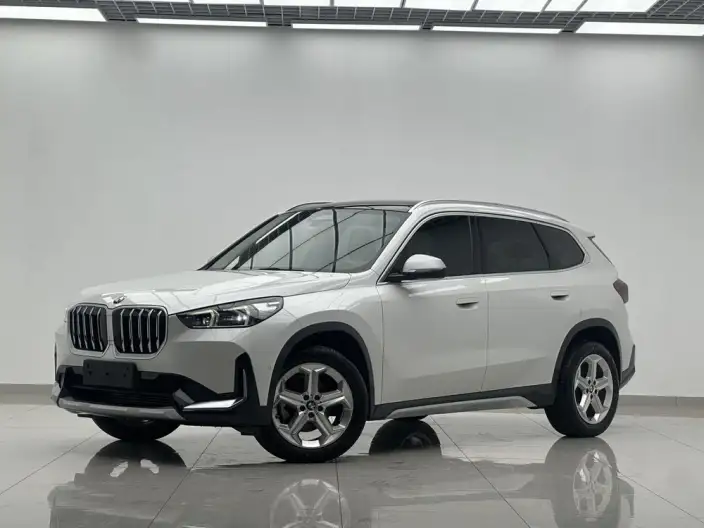 BMW X1 2023 Model sDrive20Li X Design Set – фото 1