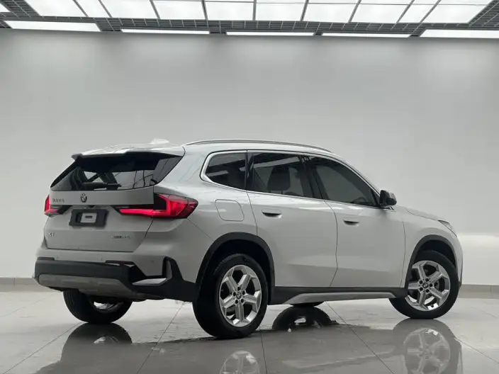 BMW X1 2023 Model sDrive20Li X Design Set – фото 6