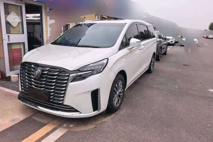 Buick GL8 2023 Model ES Luzun 2.0T Exclusive Model – фото 1