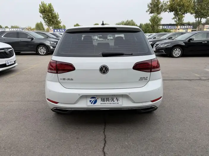 Volkswagen Golf 2020 Model 280TSI DSG Comfort Model – фото 5