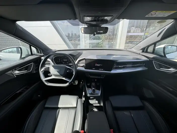 Audi Q4 e-tron 2024 Model 40 e-tron Genesis Edition – фото 7