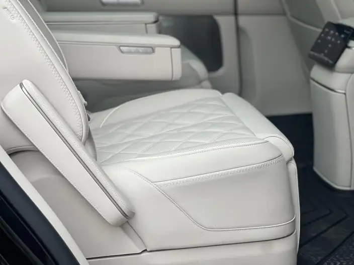 NIO ES8 2026 Model VI seat Executive Signature Edition – фото 9
