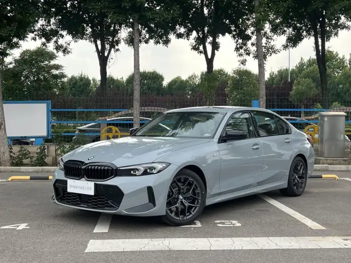 BMW 3 Series 2025 Model 330Li M Sports Night Set – фото 1
