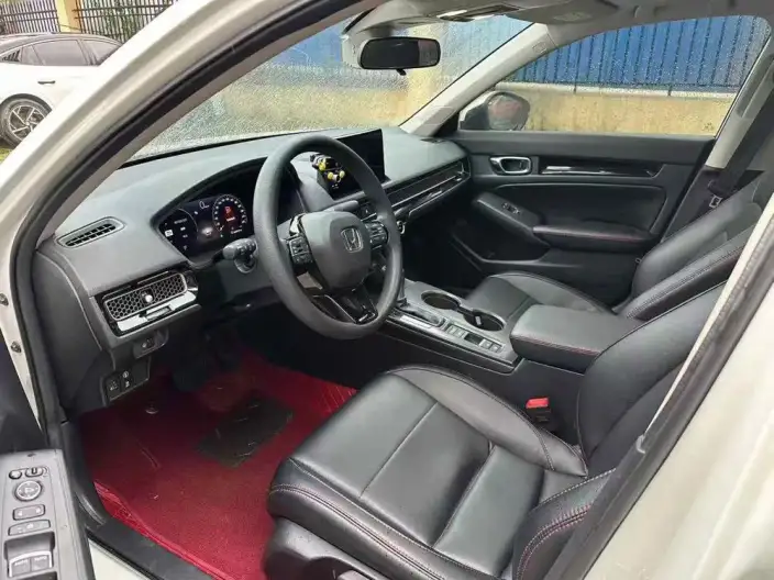Honda Civic 2022 Model 240TURBO CVT Dynamic Edition – фото 8