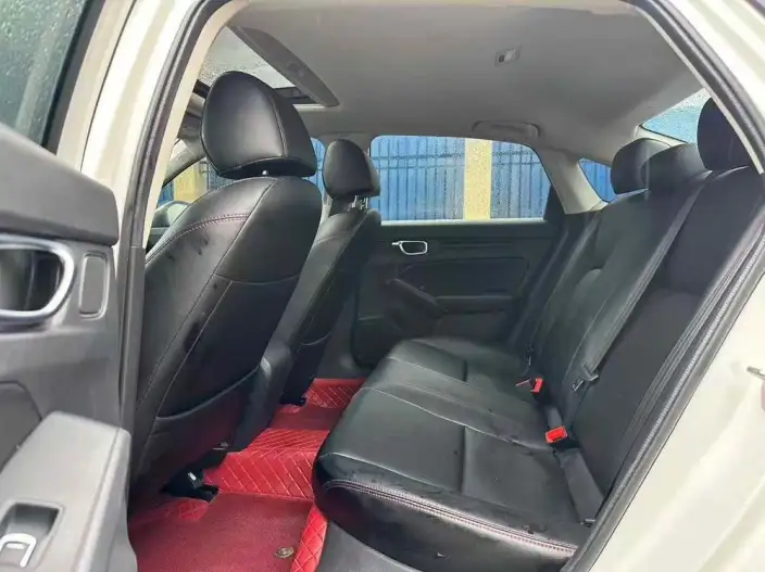 Honda Civic 2022 Model 240TURBO CVT Dynamic Edition – фото 9