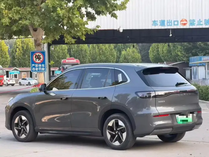 Geely Galaxy E5 2026 Model 610km Tiggo + Edition – фото 4