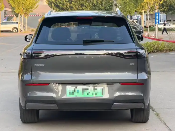 Geely Galaxy E5 2026 Model 610km Tiggo + Edition – фото 5