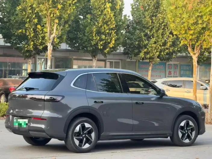 Geely Galaxy E5 2026 Model 610km Tiggo + Edition – фото 6