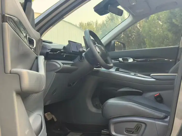 Geely Galaxy E5 2026 Model 610km Tiggo + Edition – фото 8