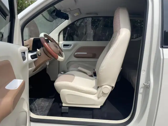 Wuling Hongguang MINIEV 2024 Model 215km Advanced version Lithium Iron Phosphate – фото 10