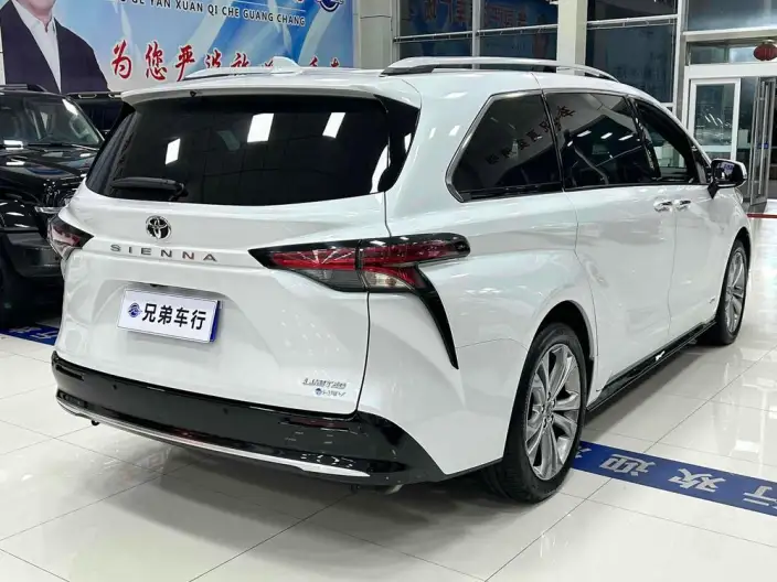 Toyota Sienna 2024 Model Hybrid 2.5L Zhen Xiang Premium Edition – фото 4