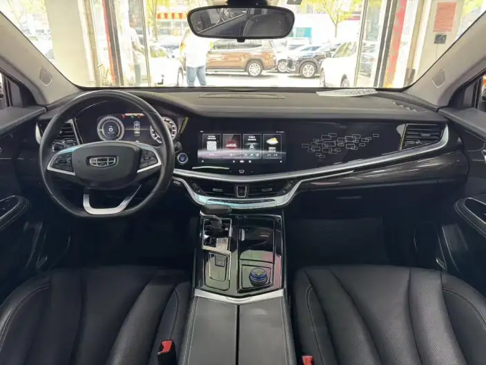 Geely Borui ePro 2022 Model 1.5T Legend L Class Edition 84km Noble Model – фото 7