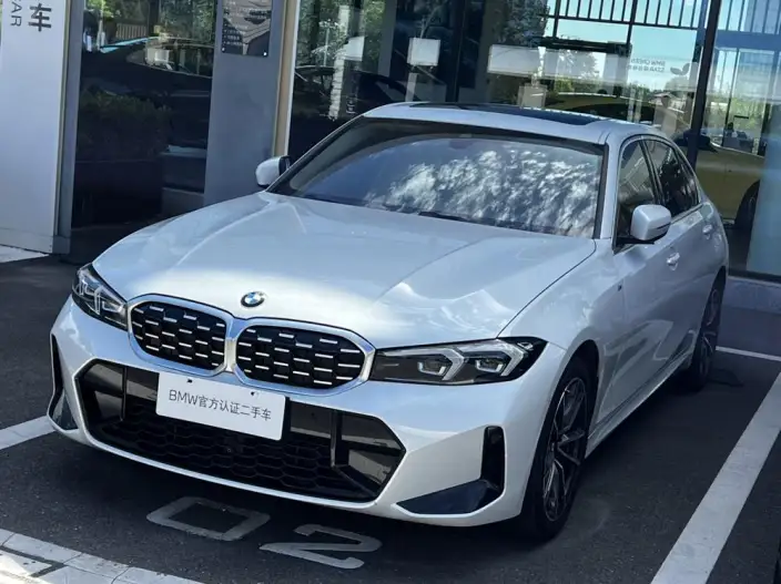 BMW 3 Series 2023 Model 325Li M Sports Set – фото 1
