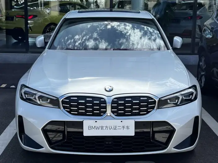 BMW 3 Series 2023 Model 325Li M Sports Set – фото 2