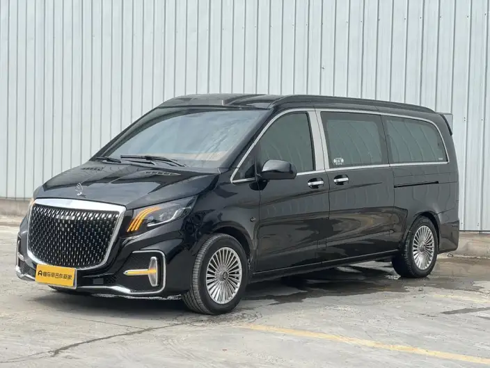 Viano 2021 Model 2.0T Business Edition 7 seat – фото 1
