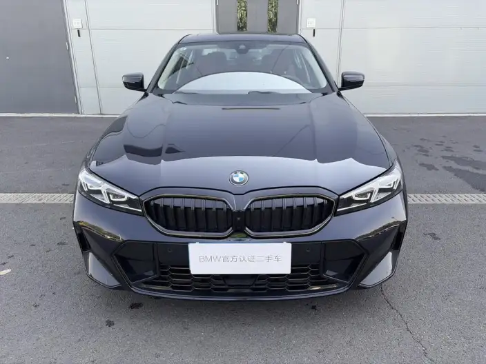 BMW 3 Series 2025 Model 330Li M Sports Night Set – фото 2