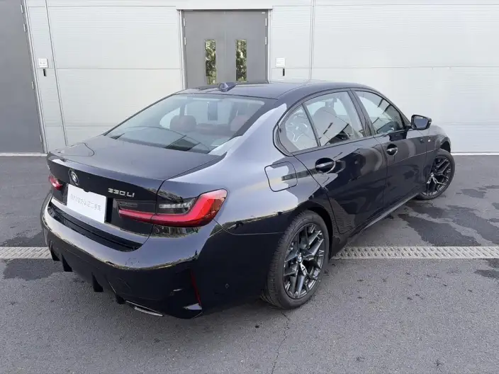 BMW 3 Series 2025 Model 330Li M Sports Night Set – фото 5