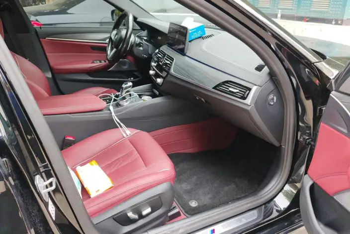 BMW 5 Series 2023 Model 530Li Leading Model M Sports Set – фото 9