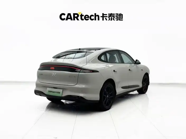IM LS6 2026 Model EV Max – фото 5