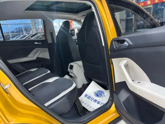 Volkswagen T-Cross 2020 Model 1.5L Automatic Comfort Edition – фото 9