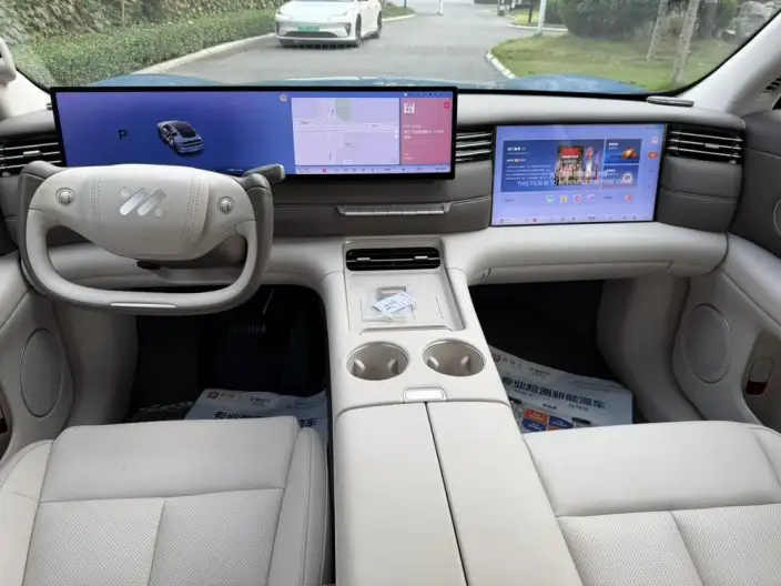 IM LS6 2026 Model EV Max – фото 8