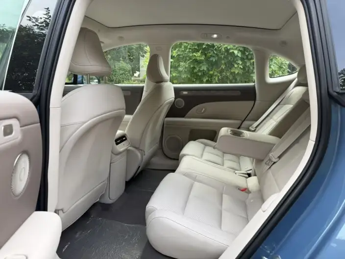 IM LS6 2026 Model EV Max – фото 10