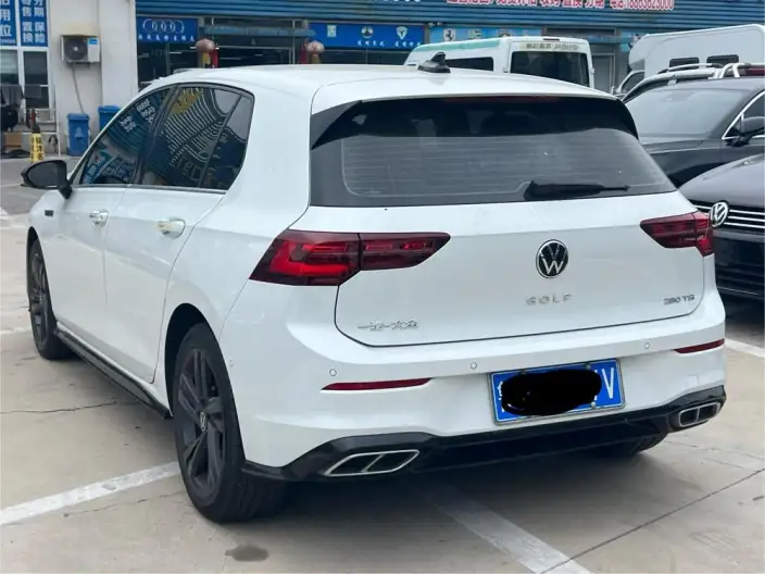 Volkswagen Golf 2021 Model 280TSI DSG R-Line – фото 3