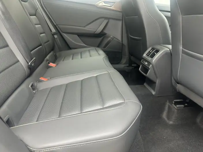 Volkswagen Tharu 2022 Model 280TSI 2WD Deluxe Edition – фото 6