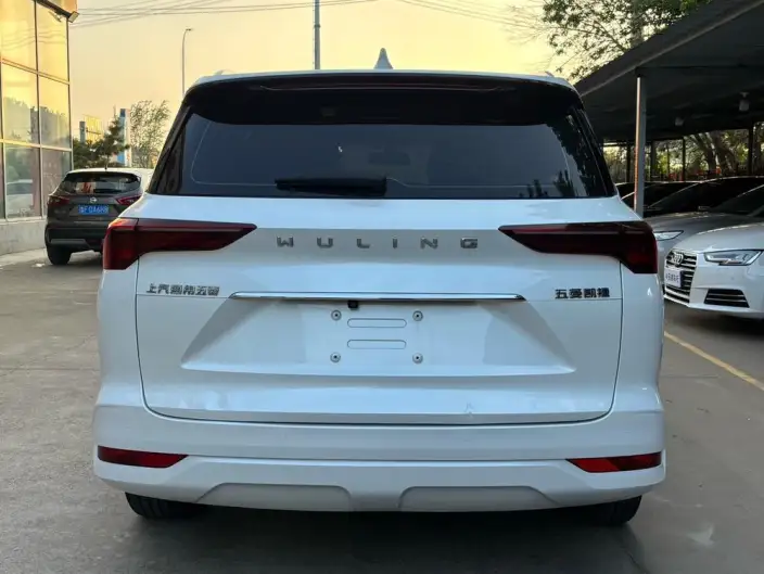 Wuling Victory 2020 Model 1.5T CVT Flagship Model
