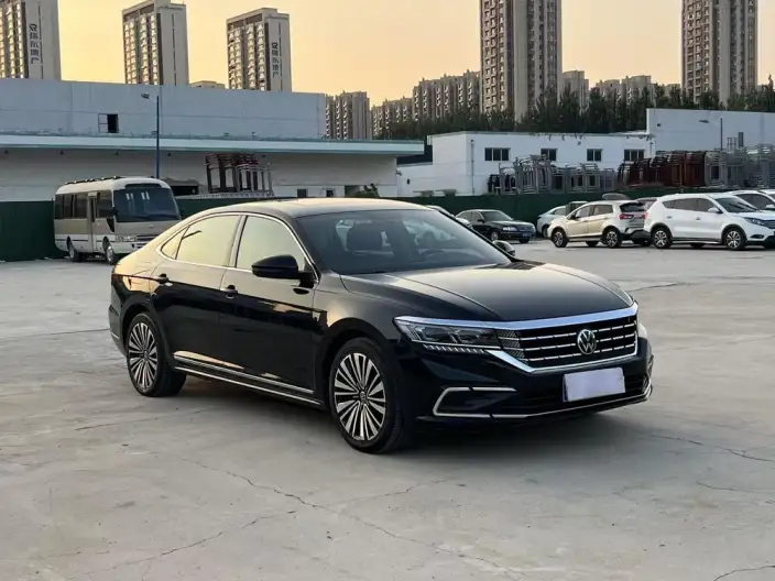 Volkswagen Passat 2021 Model 280TSI Business Edition – фото 3