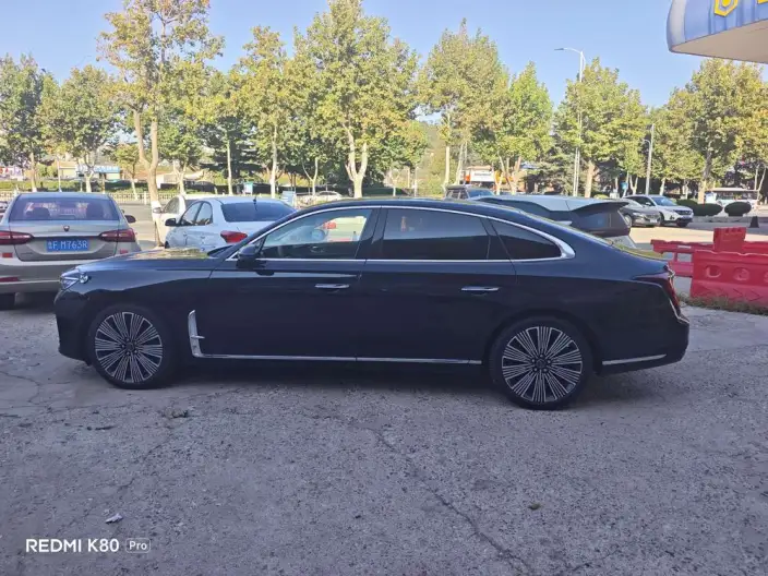 HONGQI H9 2025 Model Facelift 2.0T Flag Enjoy Luxury Business Edition – фото 4