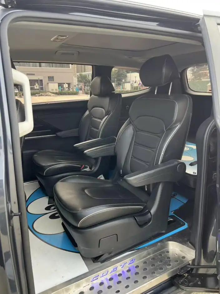 Hyundai Custin 2024 Model 270TGDi LUX Premium Edition – фото 7