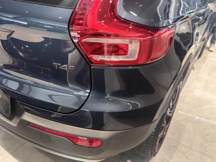 Volvo XC40 2021 Model T4 4WD Smart Range Deluxe Edition – фото 7