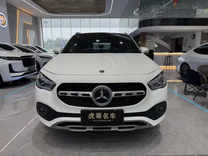 Mercedes-Benz GLA 2020 Model GLA 200 – фото 2