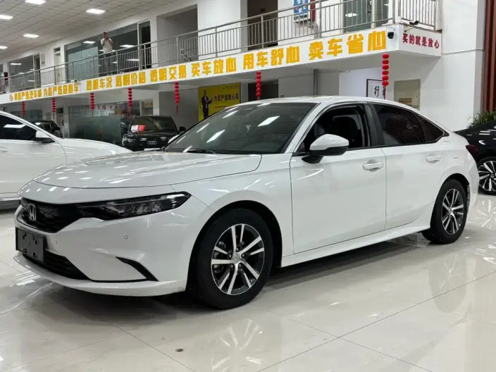 Model Ge 2023 Model 240TURBO CVT Leading version – фото 1